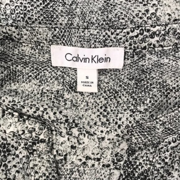 Calvin Klein Button Down Blouse Size Small - Picture 7 of 7